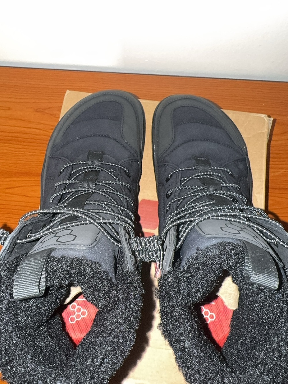 Vivobarefoot Gobi Hiber Men's EU 43 US 10 Obsidian Winter Boots Barefoot NEW - Picture 5 of 10